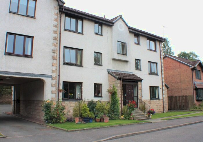2 Bedroom Flat To Rent In Wallace Mill Gardens, Mid Calder, EH53