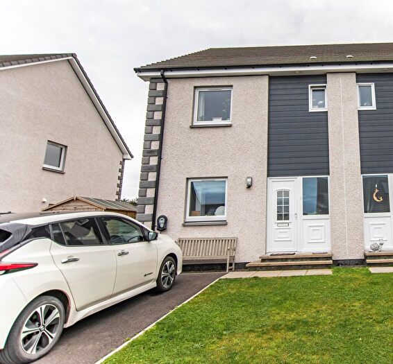 3 Bedroom Semi-Detached House For Sale In Mill Lade, Wick., KW1