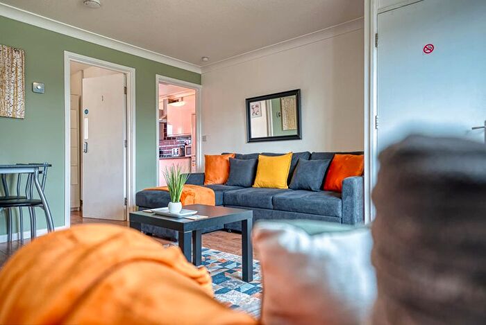 4 Bedroom Flat To Rent In Gt. Francis Street, Birmingham, B7