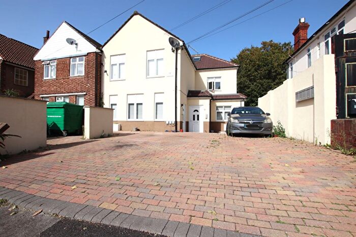 1 Bedroom Flat To Rent In Saxon Road, London, SE25