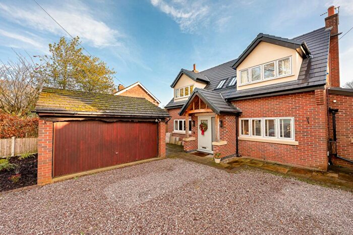 4 Bedroom Detached House For Sale In Flash Lane, Rufford, L40