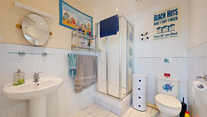 1 Bedroom Flat For Sale In Portland, DT5