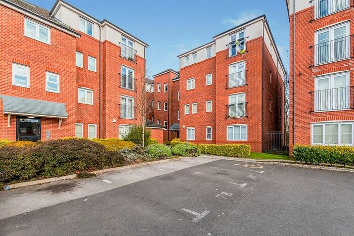 2 Bedroom Flat To Rent In St. Michaels View, Widnes, Cheshire WA8