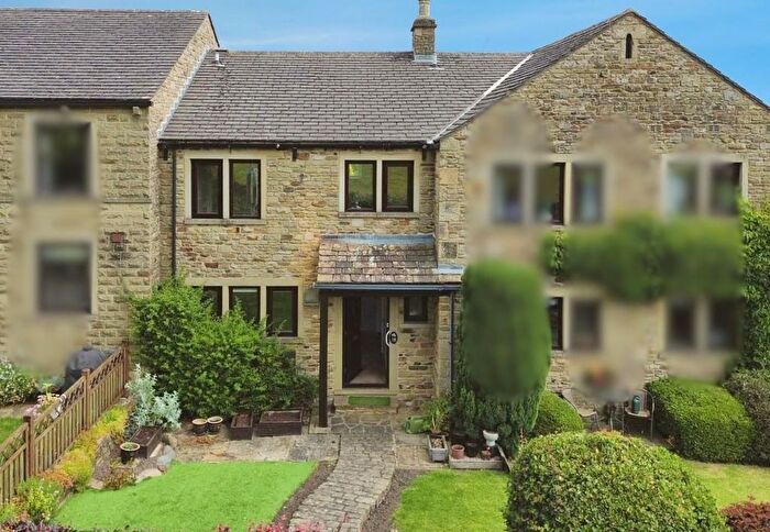 3 Bedroom Terraced House For Sale In Skipton Road, Cononley, BD20