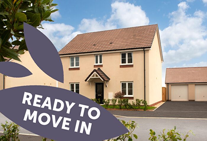 4 Bedroom Detached House For Sale In Bumblebee Lane, Winkleigh, EX19