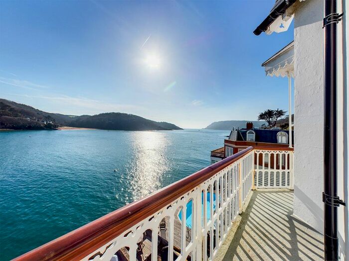 3 Bedroom Flat To Rent In Cliff Road, Salcombe, TQ8
