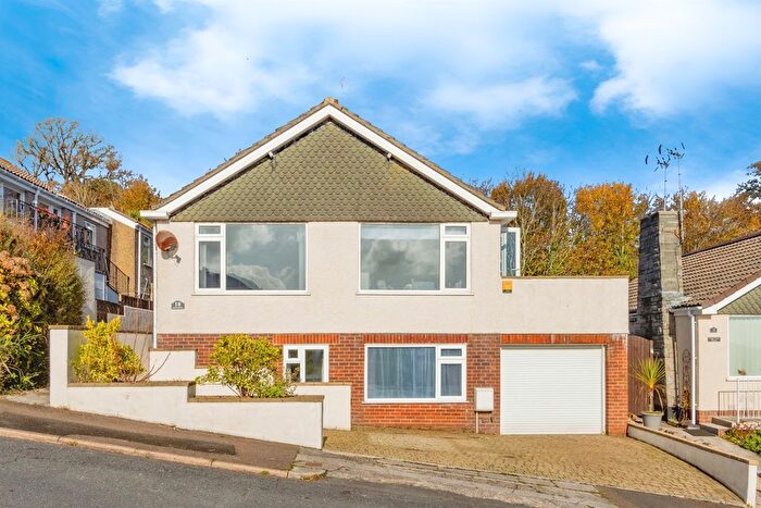 4 Bedroom Detached House For Sale In Dolphin Court Road, Paignton, TQ3