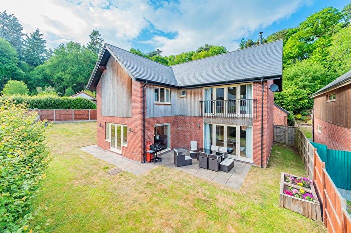 4 Bedroom Country House For Sale In Hemlock House Lower Road, Shrewsbury, Harmer Hill, SY4