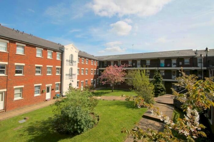 1 Bedroom Flat To Rent In Stratfield House, Birchett Road, Aldershot, Hampshire, GU11