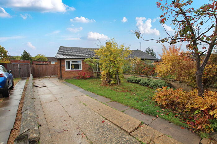 2 Bedroom Semi-Detached Bungalow For Sale In High View, Bedford, MK41