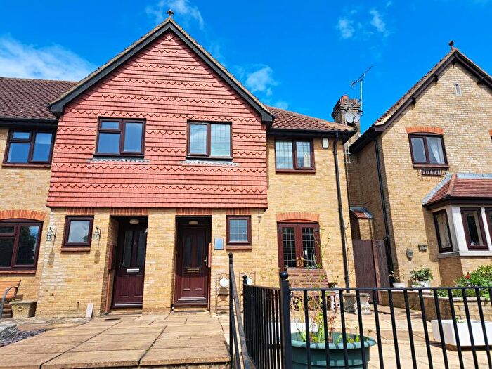 3 Bedroom Terraced House To Rent In Maximilian Drive, Halling, Rochester, Kent, ME2