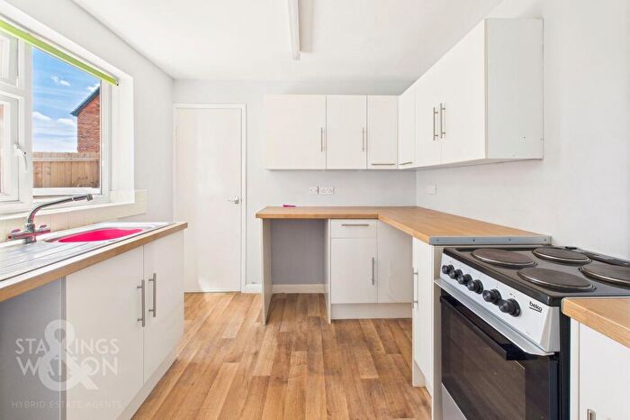 2 Bedroom Semi Detached House For Sale In The Green, Freethorpe, Norwich, NR13