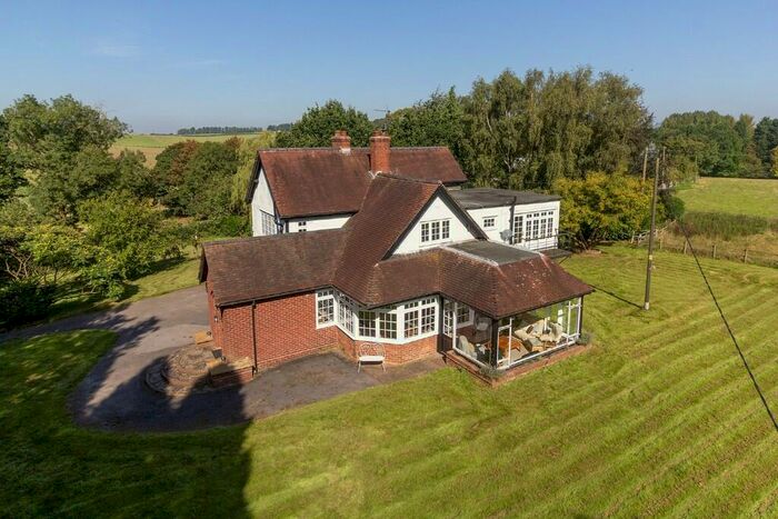 4 Bedroom Detached House To Rent In Holdiford Road, Tixall, ST18