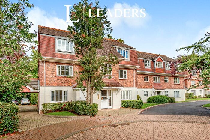 1 Bedroom Flat To Rent In North Parade, Horsham, RH12