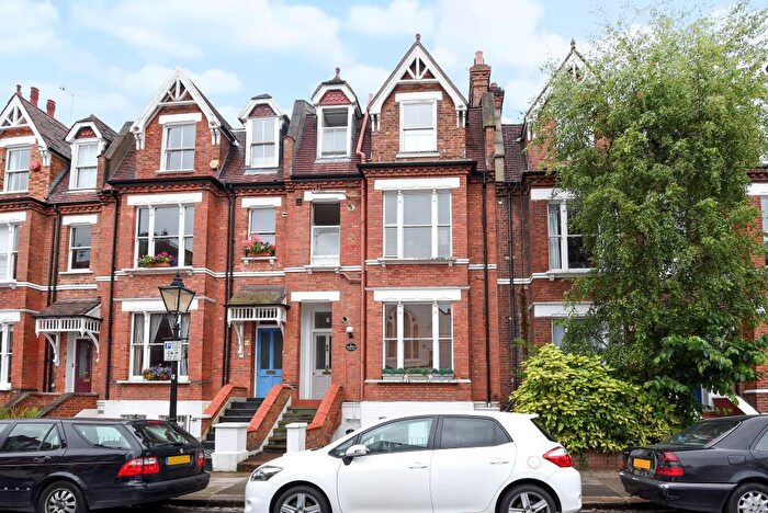 1 Bedroom Apartment To Rent In Willoughby Road, Hampstead, NW3