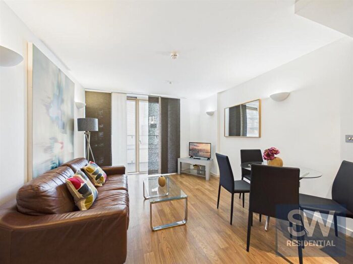 2 Bedroom Apartment To Rent In West Point, Wellington Street, Leeds, LS1