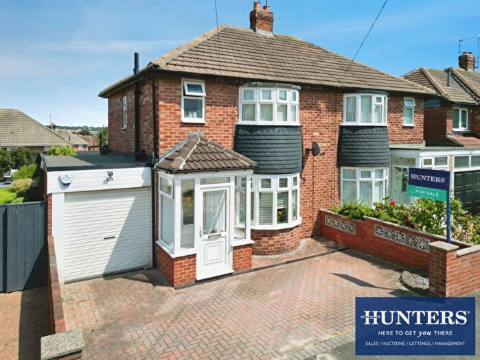 3 Bedroom Semi-Detached House For Sale In Kentmere Avenue, Seaburn Dene, Sunderland, SR6