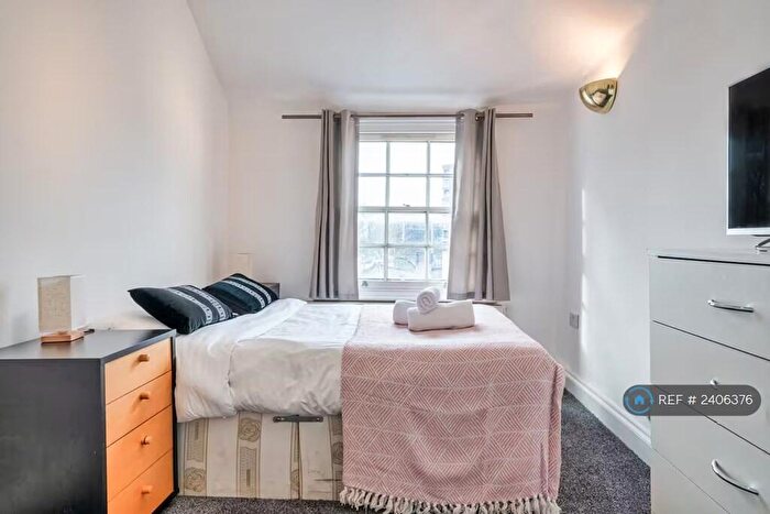 2 Bedroom Flat To Rent In Camden Street, London, NW1