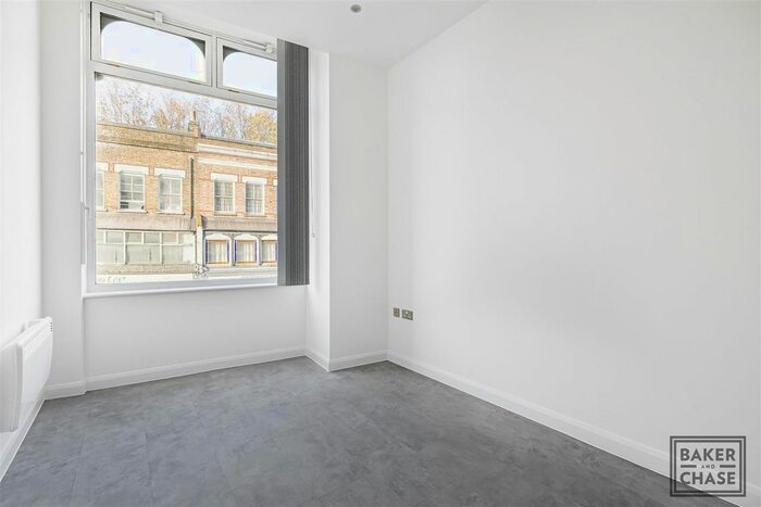 1 Bedroom Flat To Rent In High Road, Bruce Grove, London, N17