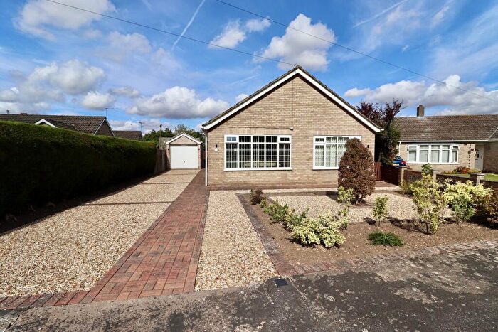 2 Bedroom Detached Bungalow For Sale In Dene Close, Skellingthorpe, LN6