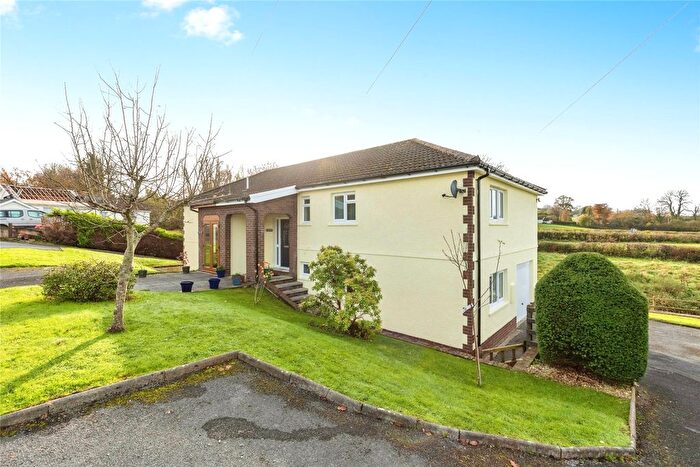 3 Bedroom Semi-Detached House For Sale In Bolahaul Road, Cwmffrwd, Carmarthen, Carmarthenshire, SA31
