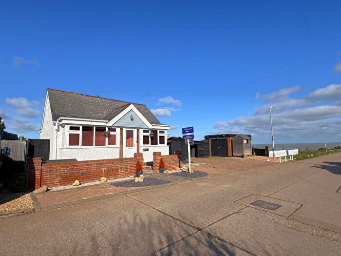 2 Bedroom Detached Bungalow For Sale In Reculver Drive, Herne Bay, Kent, CT6