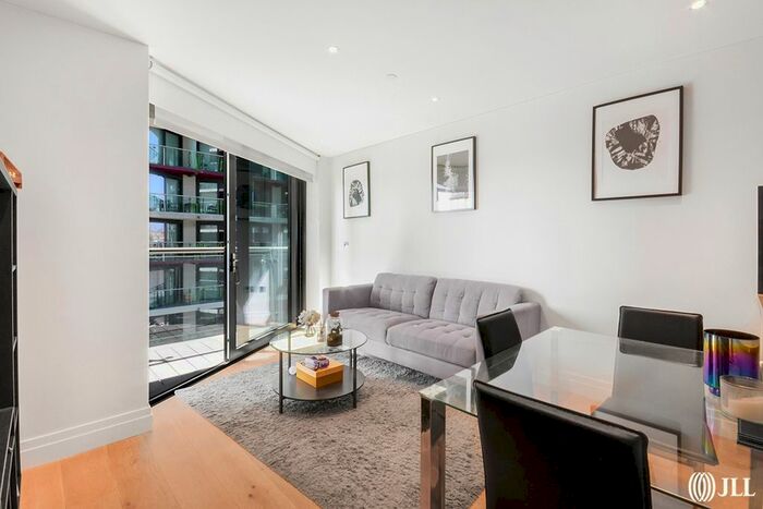 2 Bedroom Flat To Rent In Riverlight Quay, London, SW11