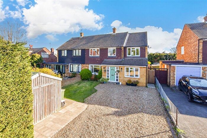 4 Bedroom Semi Detached House For Sale In Boughton Lane, Loose, Maidstone, Kent, ME15