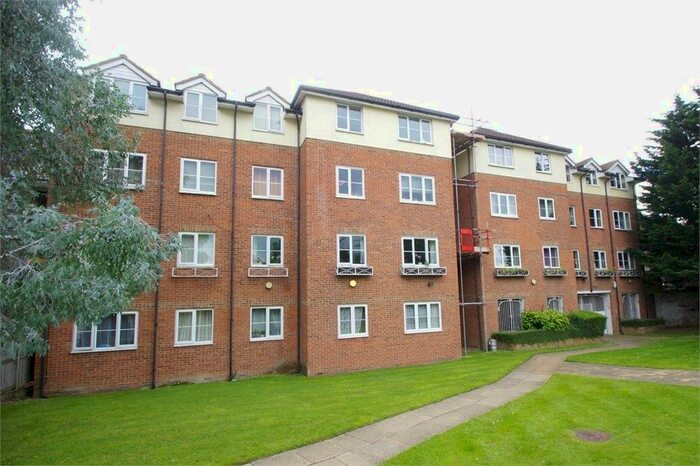 1 Bedroom Flat To Rent In Gladesmere Court, - St Albans Road, Watford, WD24