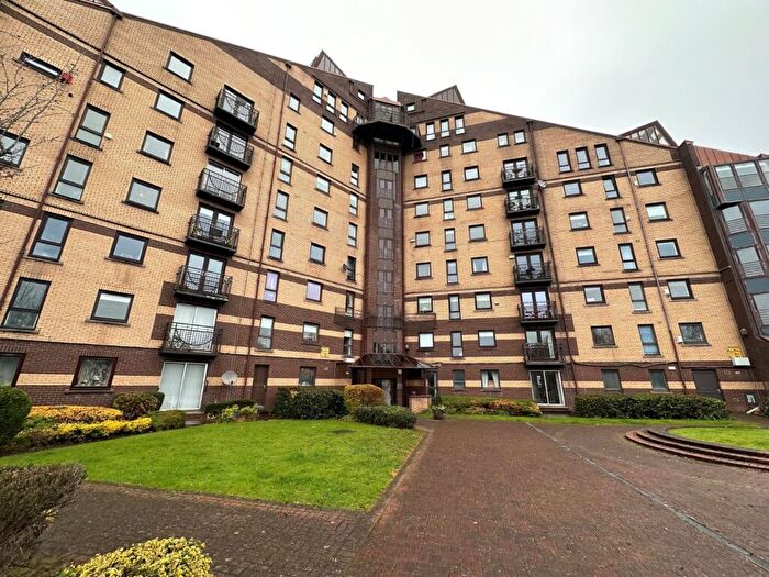 3 Bedroom Flat To Rent In Mavisbank Gardens, Glasgow, G51