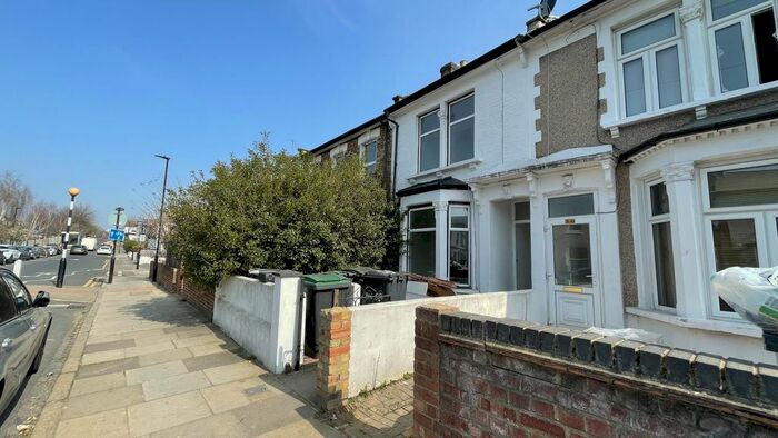 3 Bedroom Property To Rent In Avenue Road, Tottenham, N15