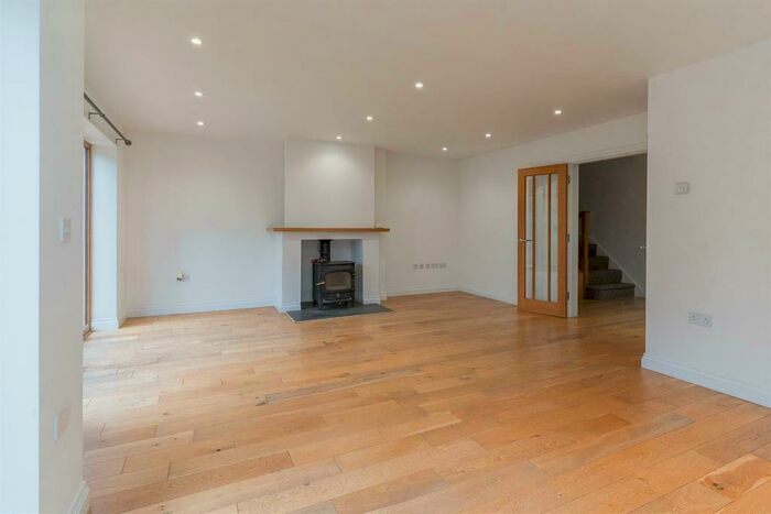 4 Bedroom Semi-Detached House To Rent In Church Road, Great Hallingbury, Bishops Stortford, Herts, CM22