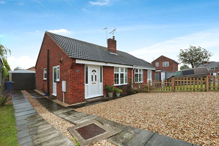 2 Bedroom Semi-Detached Bungalow For Sale In Manor Farm Rise, North Leverton, Retford, DN22