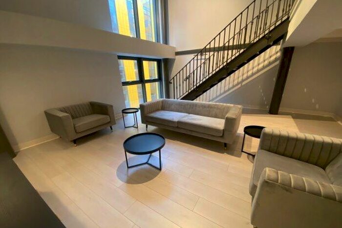 2 Bedroom Flat To Rent In Tobacco Warehouse, Liverpool, L3