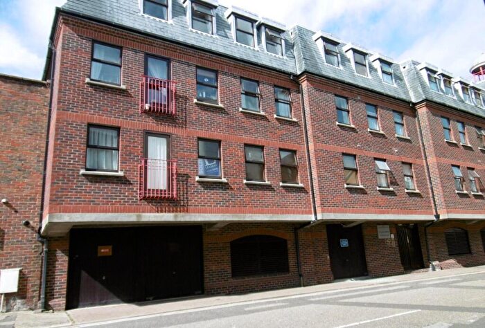 1 Bedroom Flat To Rent In The Seed Warehouse, Strand Street, Poole, BH15