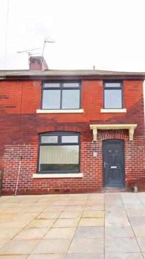 5 Bedroom Semi-Detached House To Rent In Peel Drive, Little Hulton, Manchester, M38
