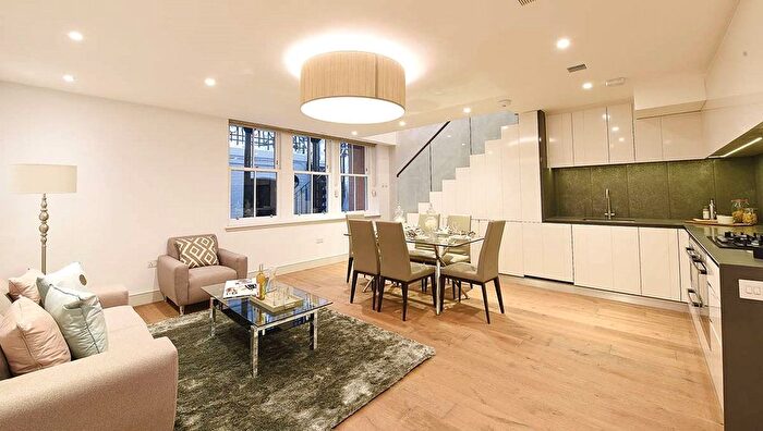 2 Bedroom Flat To Rent In Queen Anne Street, Marylebone, London, W1G