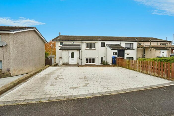 3 Bedroom End Of Terrace House For Sale In Woodfarm Avenue, Sheffield, South Yorkshire, S6