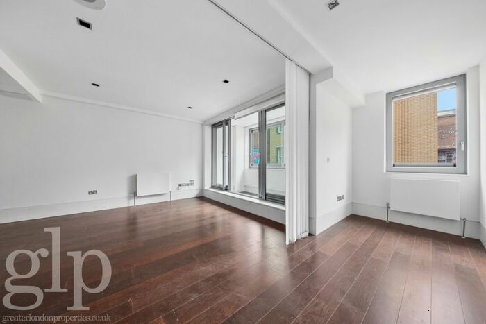 Studio To Rent In Slingsby Place, London, Greater London, WC2E