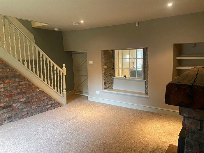 2 Bedroom Cottage To Rent In Church Lane, Ellerker, Brough, HU15