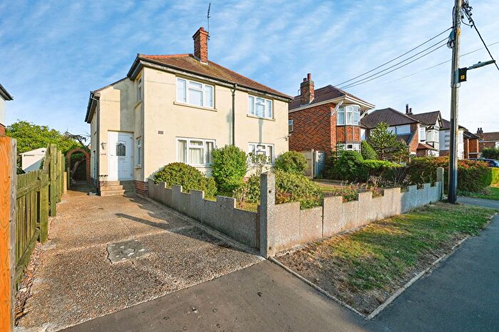 2 Bedroom Flat For Sale In Belgrave Avenue, Hunstanton, PE36