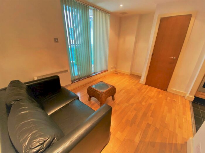 1 Bedroom Flat To Rent In Platinum House, Lyon Road, Harrow, HA1