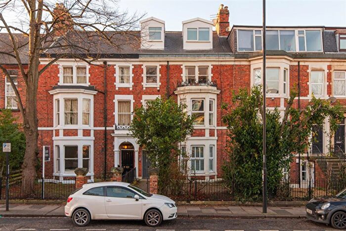 1 Bedroom Flat For Sale In Osborne Road, Jesmond, Newcastle Upon Tyne, NE2