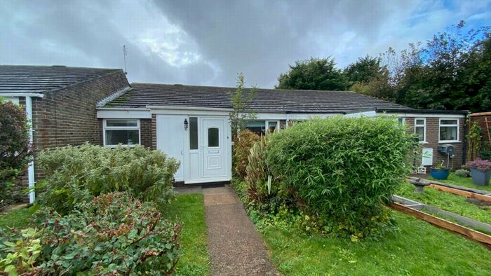 2 Bedroom Bungalow To Rent In Barley Close, Martin Mill, CT15