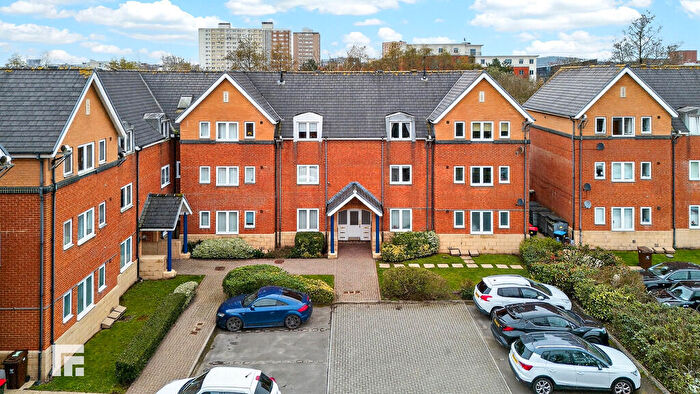 2 Bedroom Apartment For Sale In Corvette Court, Atlantic Wharf, Cardiff, CF10