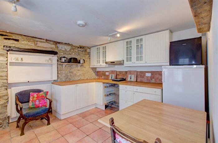 2 Bedroom Cottage For Sale In Malmesbury, SN16