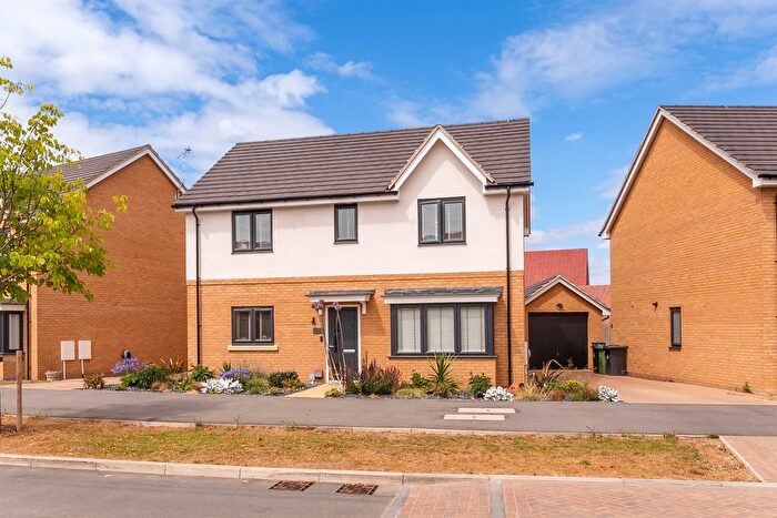 4 Bedroom Detached House For Sale In Atkins Crescent, Maldon, CM9