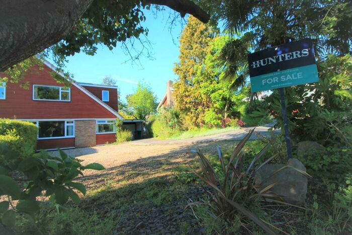 4 Bedroom Semi-Detached House For Sale In Hollowmead Close, Claverham, North Somerset, BS49