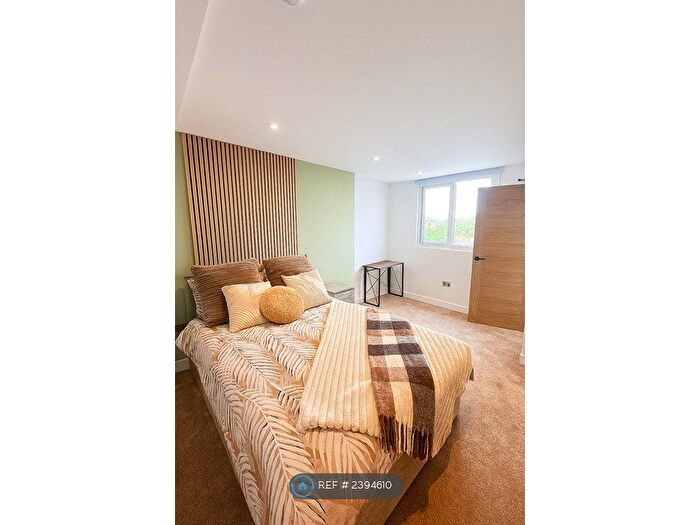6 Bedroom Terraced House To Rent In Lyndale Avenue, Bridgwater, TA6