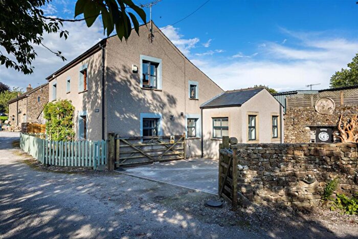 4 Bedroom Barn Conversion For Sale In Croft House Barn, Newby, LA2